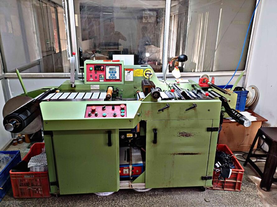 Ultrasonic Longitudinal Slitting machine
